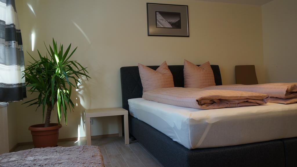 Seppl Stoba Apartment Schruns Room photo